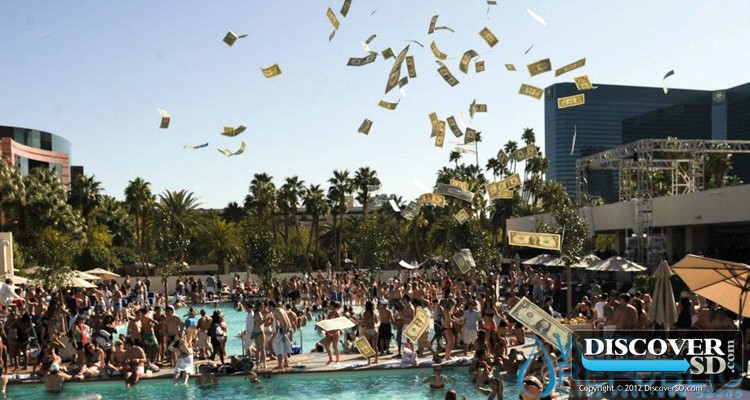 Wet Republic Ultra Pool at MGM Grand, Las Vegas
